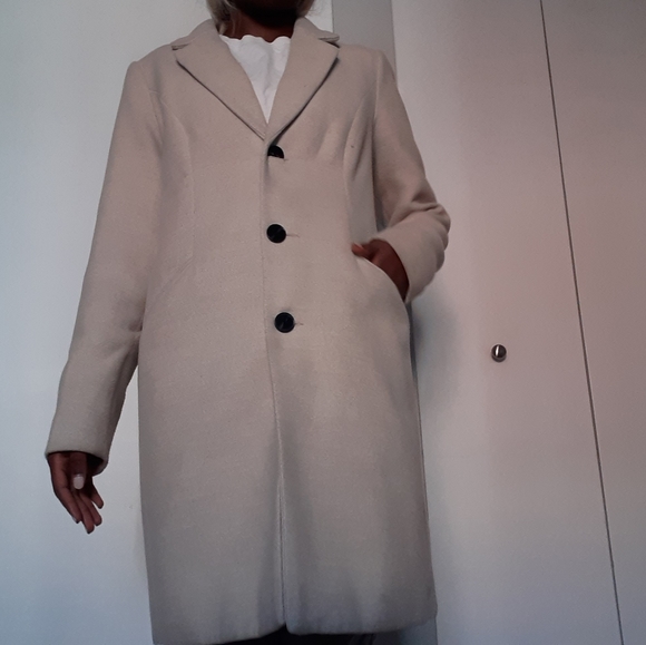 Vero Moda coat size M - Picture 2 of 3